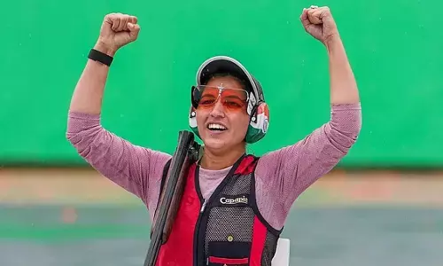 उधार की बंदूक से एशियाई खेलों के स्वर्ण तक पहुंचीं नीरू ढांडा, रचा ऐतिहासिक रिकॉर्ड उधार की बंदूक से एशियाई खेलों के स्वर्ण तक पहुंचीं नीरू ढांडा, रचा ऐतिहासिक रिकॉर्ड