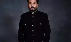 डिजाइनर सूट में नेशनल अवॉर्ड लेने पहुंचे आदित्य धर डिजाइनर सूट में नेशनल अवॉर्ड लेने पहुंचे आदित्य धर