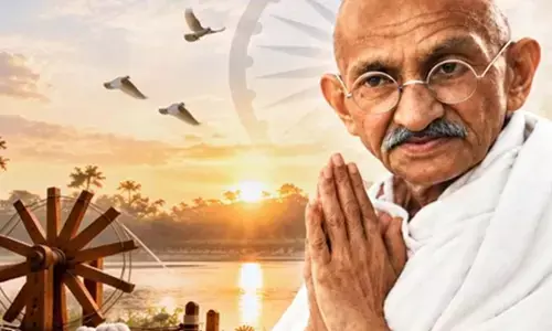 गांधी जयंती : केंद्रीय मंत्री गडकरी, सीएम योगी सहित कई नेताओं ने किया राष्ट्रपिता महात्मा गांधी को नमन गांधी जयंती : केंद्रीय मंत्री गडकरी, सीएम योगी सहित कई नेताओं ने किया राष्ट्रपिता महात्मा गांधी को नमन