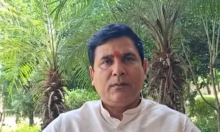 चुनाव आयोग संविधान के तहत कर रहा काम, युवाओं को देशहित में करना चाहिए काम: नंदकिशोर गुर्जर