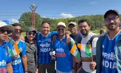भारतीय टीम के समर्थन में फैंस ने लगाए नारे बोले - पाकिस्तान हारेगा भारतीय टीम के समर्थन में फैंस ने लगाए नारे बोले - पाकिस्तान हारेगा