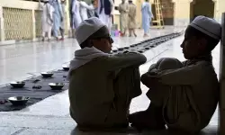 घरों से लेकर संस्थानों तक, बच्चों को सुरक्षित रखने में नाकाम पाकिस्तान घरों से लेकर संस्थानों तक, बच्चों को सुरक्षित रखने में नाकाम पाकिस्तान