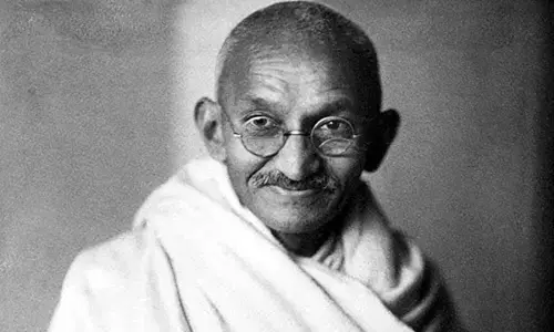 गांधी के संदेश की जरूरत क्यों है गांधी के संदेश की जरूरत क्यों है