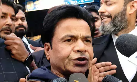 मुश्ताक खान की प्रेयर मीट में राजपाल यादव को भगाया नहीं था मुश्ताक खान की प्रेयर मीट में राजपाल यादव को भगाया नहीं था