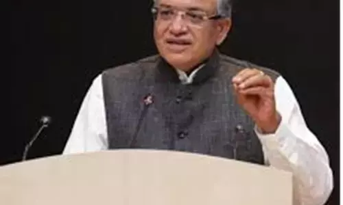 एसआईआर पर विवाद बढ़ा तो चुनाव आयोग ने बदल दी अपनी रणनीति