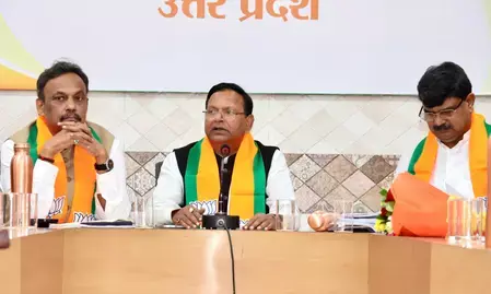 2027 चुनाव से पहले यूपी भाजपा ने मजबूत किया मीडिया तंत्र, नई टीम का ऐलान