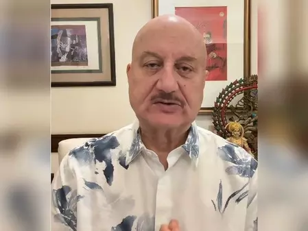 अनुपम खेर : न्यूयॉर्क में मुझे फिर से एक स्टूडेंट जैसा महसूस हुआ अनुपम खेर : न्यूयॉर्क में मुझे फिर से एक स्टूडेंट जैसा महसूस हुआ