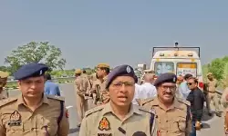 उत्तर प्रदेश: सुल्तानपुर में पूर्वांचल एक्सप्रेसवे पर खड़े ट्रक से टकराई एंबुलेंस, चार लोगों की मौत