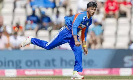 वनडे सीरीज के लिए सूर्यांश शेडगे इंडिया-ए टीम में शामिल वनडे सीरीज के लिए सूर्यांश शेडगे इंडिया-ए टीम में शामिल