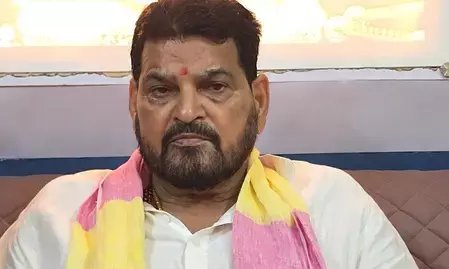 चुनाव आयोग और ईवीएम विवाद पर बृजभूषण का पलटवार, विपक्ष से मांगा सबूत चुनाव आयोग और ईवीएम विवाद पर बृजभूषण का पलटवार, विपक्ष से मांगा सबूत
