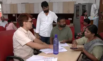 दिल्ली के पटपड़गंज में मतदाता सूची सत्यापन जारी, नाम जुड़वाने और सुधार के लिए 30 अक्टूबर तक मौका दिल्ली के पटपड़गंज में मतदाता सूची सत्यापन जारी, नाम जुड़वाने और सुधार के लिए 30 अक्टूबर तक मौका
