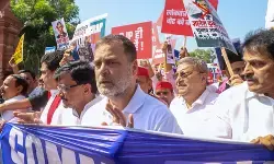 राहुल गांधी की मुलाकात तय नहीं थी, शाम 4 बजे पुलिस से मिली जानकारी: चुनाव आयोग