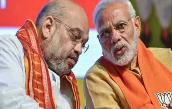 लोकतंत्र का स्वाद चखते मोदी-शाह लोकतंत्र का स्वाद चखते मोदी-शाह