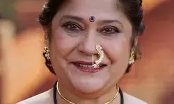 आशुतोष राणा ने पत्नी रेणुका शहाणे को किया बर्थडे विश