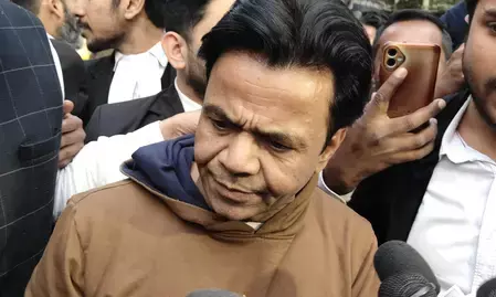 चेक बाउंस केस: राजपाल यादव के पास 1.15 करोड़, बाकी 85 लाख जमा करने को सुप्रीम कोर्ट ने दिया 13 अक्टूबर तक का वक्त चेक बाउंस केस: राजपाल यादव के पास 1.15 करोड़, बाकी 85 लाख जमा करने को सुप्रीम कोर्ट ने दिया 13 अक्टूबर तक का वक्त