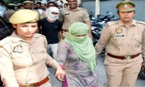 मेरठ के चर्चित सांप कांड में पत्नी-प्रेमी दोषी करार, 16 अक्टूबर को सजा सुनाएगी कोर्ट मेरठ के चर्चित सांप कांड में पत्नी-प्रेमी दोषी करार, 16 अक्टूबर को सजा सुनाएगी कोर्ट