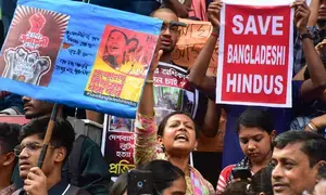 दुर्गा पूजा से पहले बांग्लादेश में हिंदुओं की सुरक्षा पर चिंता, अवामी लीग ने सरकार को घेरा दुर्गा पूजा से पहले बांग्लादेश में हिंदुओं की सुरक्षा पर चिंता, अवामी लीग ने सरकार को घेरा