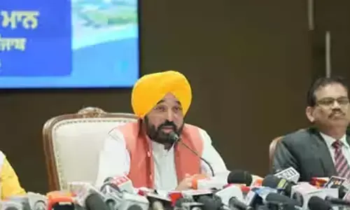 पंजाब निवेशकों के लिए बनेगा प्राथमिकता वाला स्थान, सभी मंजूरियां सिंगल विंडो के माध्यम से : मुख्यमंत्री मान पंजाब निवेशकों के लिए बनेगा प्राथमिकता वाला स्थान, सभी मंजूरियां सिंगल विंडो के माध्यम से : मुख्यमंत्री मान