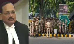 महिला पत्रकारों से मारपीट पर सुप्रीम कोर्ट सख्त: दिल्ली पुलिस के बड़े अधिकारी को किया तलब, क्या है पूरा मामला? महिला पत्रकारों से मारपीट पर सुप्रीम कोर्ट सख्त: दिल्ली पुलिस के बड़े अधिकारी को किया तलब, क्या है पूरा मामला?