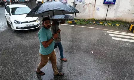 बारिश और आंधी-तूफान के लिए येलो अलर्ट जारी: बिहार बारिश और आंधी-तूफान के लिए येलो अलर्ट जारी: बिहार