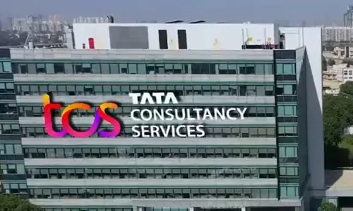 ग्रीन कार्ड पर अमेरिकी रोक: TCS बोली- 15 हजार नौकरियां और देंगे, भर्ती योजना पर नहीं पड़ेगा असर ग्रीन कार्ड पर अमेरिकी रोक: TCS बोली- 15 हजार नौकरियां और देंगे, भर्ती योजना पर नहीं पड़ेगा असर