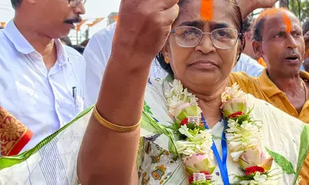 नंदीग्राम उपचुनाव में भाजपा का नया कीर्तिमान: हसीरानी रथ 1.22 लाख से अधिक वोटों के अंतर से जीतीं, विरोधी चित नंदीग्राम उपचुनाव में भाजपा का नया कीर्तिमान: हसीरानी रथ 1.22 लाख से अधिक वोटों के अंतर से जीतीं, विरोधी चित
