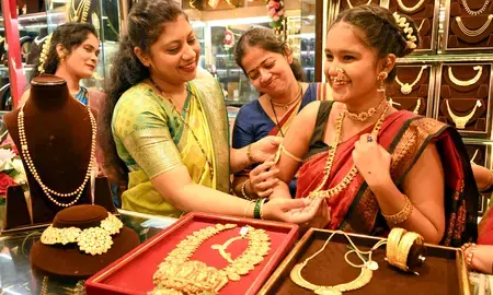 वैश्विक संकेतों से कीमती धातुओं को मिला सपोर्ट वैश्विक संकेतों से कीमती धातुओं को मिला सपोर्ट