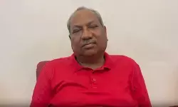 68,500 शिक्षक भर्ती में आरक्षण विसंगति का मुद्दा गरमाया, संजय निषाद के आवास पर अभ्यर्थियों का प्रदर्शन 68,500 शिक्षक भर्ती में आरक्षण विसंगति का मुद्दा गरमाया, संजय निषाद के आवास पर अभ्यर्थियों का प्रदर्शन