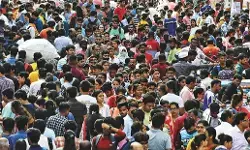 हिन्दू-मुस्लिम की राजनीति खत्म, जनता सड़कों पर हिन्दू-मुस्लिम की राजनीति खत्म, जनता सड़कों पर