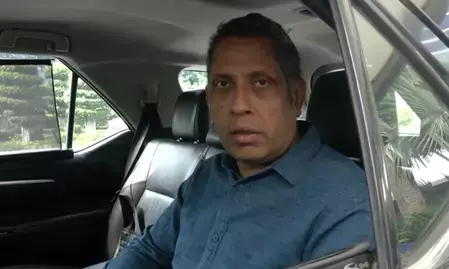 सीईसी के खिलाफ इंडिया गठबंधन का सुप्रीम कोर्ट तक मार्च, कांग्रेस बोली-देश बचाने के लिए जरूरी सीईसी के खिलाफ इंडिया गठबंधन का सुप्रीम कोर्ट तक मार्च, कांग्रेस बोली-देश बचाने के लिए जरूरी