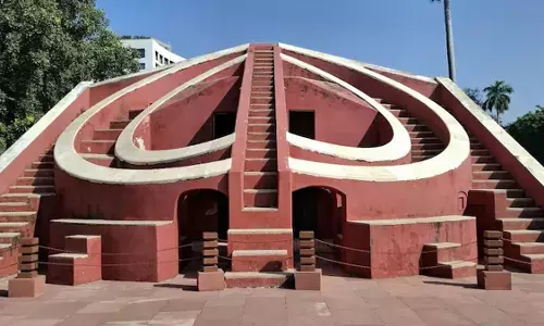 जंतर-मंतर पर अब नहीं दे पाएंगे धरना, दिल्ली में विरोध प्रदर्शन के लिए तय की गईं ये 3 जगह जंतर-मंतर पर अब नहीं दे पाएंगे धरना, दिल्ली में विरोध प्रदर्शन के लिए तय की गईं ये 3 जगह