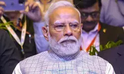 वैशाली नाव हादसे पर पीएम मोदी दुखी, 13 मासूमों की मौत से पसरा मातम वैशाली नाव हादसे पर पीएम मोदी दुखी, 13 मासूमों की मौत से पसरा मातम