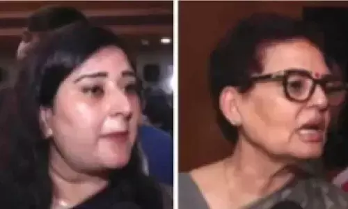 JNU यौन उत्पीड़न मामला: कांग्रेस सांसद पर कार्रवाई की मांग, राष्ट्रपति मुर्मू से मिलीं भाजपा की महिला सांसद JNU यौन उत्पीड़न मामला: कांग्रेस सांसद पर कार्रवाई की मांग, राष्ट्रपति मुर्मू से मिलीं भाजपा की महिला सांसद