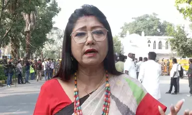 सुप्रीम कोर्ट जाना हमारी अंतिम गुहार, लोकतंत्र बचाने की लड़ाई जारी : महुआ माजी सुप्रीम कोर्ट जाना हमारी अंतिम गुहार, लोकतंत्र बचाने की लड़ाई जारी : महुआ माजी