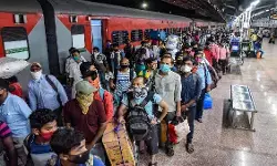 दिवाली-छठ पर घर जाने वालों को राहत, रेलवे चलाएगा हजारों स्पेशल ट्रेन फेरे; जानें यूपी-बिहार का प्लान दिवाली-छठ पर घर जाने वालों को राहत, रेलवे चलाएगा हजारों स्पेशल ट्रेन फेरे; जानें यूपी-बिहार का प्लान