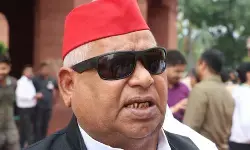 सरकार और अधिकारी आजम खान को कर रहे टारगेट, सपा उनके साथ मजबूती से खड़ी है: अवधेश प्रसाद