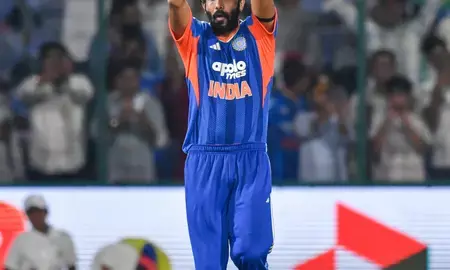तिलक के विकेट ने पलटा मैच का रुख: संजू सैमसन तिलक के विकेट ने पलटा मैच का रुख: संजू सैमसन