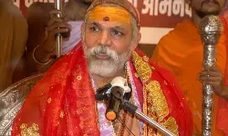 दिग्विजय सिंह की सत्य-सनातन स्वाभिमान पदयात्रा को मिला आध्यात्मिक समर्थन: शंकराचार्य स्वामी अविमुक्तेश्वरानंद ने दिया आशीर्वाद