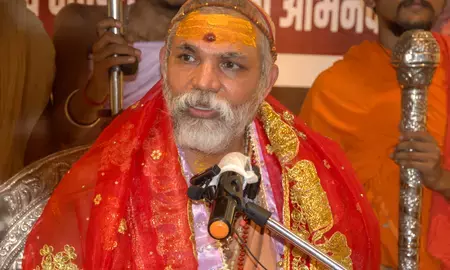 दिग्विजय सिंह की सत्य-सनातन स्वाभिमान पदयात्रा को मिला आध्यात्मिक समर्थन: शंकराचार्य स्वामी अविमुक्तेश्वरानंद ने दिया आशीर्वाद दिग्विजय सिंह की सत्य-सनातन स्वाभिमान पदयात्रा को मिला आध्यात्मिक समर्थन: शंकराचार्य स्वामी अविमुक्तेश्वरानंद ने दिया आशीर्वाद