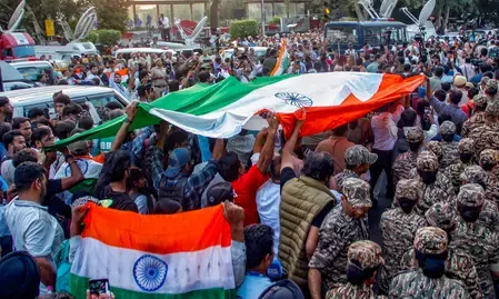 सीजेपी के तिरंगा कार्यक्रम को सफलतापूर्वक संभालने पर दिल्ली पुलिस की तारीफ में भाजपा सीजेपी के तिरंगा कार्यक्रम को सफलतापूर्वक संभालने पर दिल्ली पुलिस की तारीफ में भाजपा