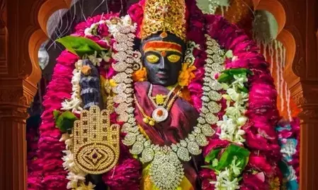 उत्तर प्रदेश में माता रानी के कई विशेष मंदिर: नवरात्र उत्तर प्रदेश में माता रानी के कई विशेष मंदिर: नवरात्र