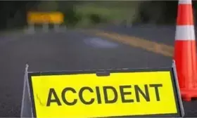 मध्य प्रदेश: जबलपुर सड़क हादसे में दो लोगों की मौत, एक घायल मध्य प्रदेश: जबलपुर सड़क हादसे में दो लोगों की मौत, एक घायल