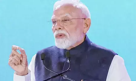 कोलकाता पंडाल भगदड़ में 17 लोगों की मौत, प्रधानमंत्री ने किया मुआवजे का ऐलान कोलकाता पंडाल भगदड़ में 17 लोगों की मौत, प्रधानमंत्री ने किया मुआवजे का ऐलान