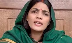 पूछेंगी नेहा- अदालत में कौन बा? पूछेंगी नेहा- अदालत में कौन बा?