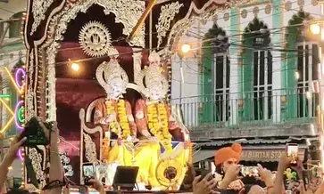 ऐतिहासिक भोर की चौकी का भव्य आयोजन: प्रयागराज ऐतिहासिक भोर की चौकी का भव्य आयोजन: प्रयागराज