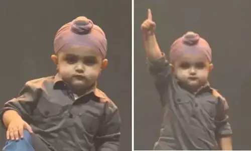 Punjab: छोटे सिद्धू के गन फायर जैसे इशारे पर विवाद, बाल अधिकार संगठन ने मांगी जांच Punjab: छोटे सिद्धू के गन फायर जैसे इशारे पर विवाद, बाल अधिकार संगठन ने मांगी जांच