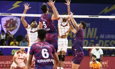 चैंपियंस लीग: अयोध्या गर्जन ने सेमीफाइनल में जगह बनाई चैंपियंस लीग: अयोध्या गर्जन ने सेमीफाइनल में जगह बनाई