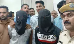 टाइगर श्रॉफ की कार पर फायरिंग के आरोपी गिरफ्तार! राजस्थान से दबोचे गए तीन बदमाश टाइगर श्रॉफ की कार पर फायरिंग के आरोपी गिरफ्तार! राजस्थान से दबोचे गए तीन बदमाश