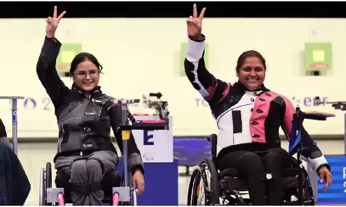 एशियन पैरा गेम्स में भारत की धमाकेदार शुरुआत, मोना अग्रवाल ने जीता गोल्ड; अवनी लेखरा को सिल्वर