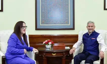विदेश मंत्री ने ग्रीस की राजदूत से की विदाई मुलाकात विदेश मंत्री ने ग्रीस की राजदूत से की विदाई मुलाकात